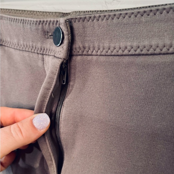 Chico's So Slimming Peyton Pants Stretch Knit Taupe SZ 2 Large (12/14) - Picture 7 of 16